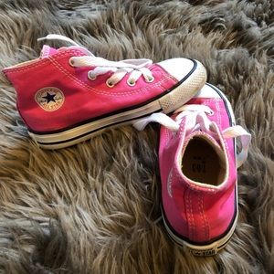 VGUC pink converse chuck Taylor high tops 9